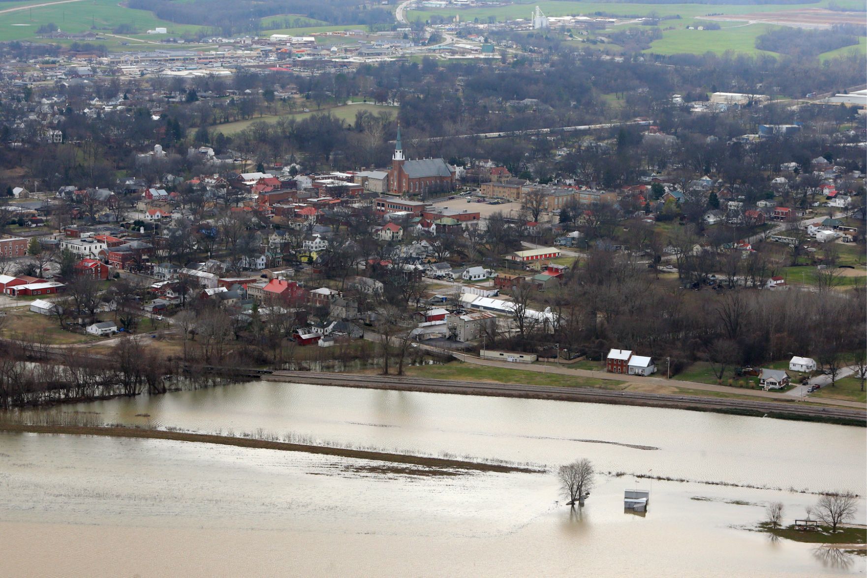 Mississippi River flooding in St. Genevieve